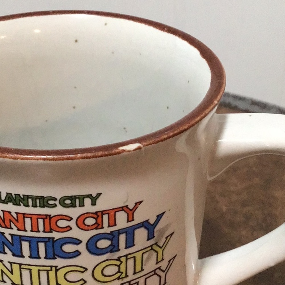 Vintage Atlantic City Mug - Picture 3 of 4